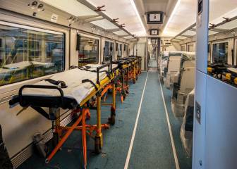 Así son los trenes medicalizados de Renfe para el transporte de pacientes entre comunidades