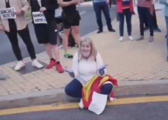 Protesta en España terminó con insultos racistas como este
