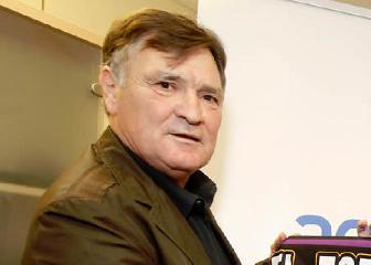 Florentino tienta a Camacho para volver al Madrid