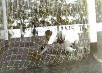 Romero marca el gol más gamberro