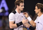 Murray through to semis after four set Ferrer fight