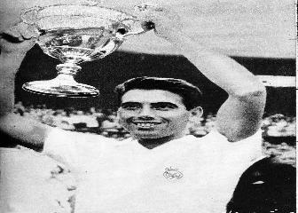 Medio siglo del triunfo de Santana en Wimbledon