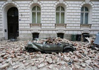 Un terremoto obliga a romper el confinamiento en Zagreb