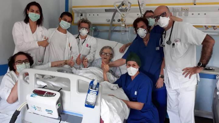 Una señora de 95 años vence al coronavirus en Italia