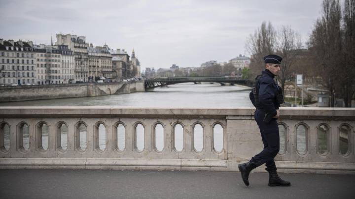 Coronavirus: Francia supera los 1.000 muertos por COVID-19