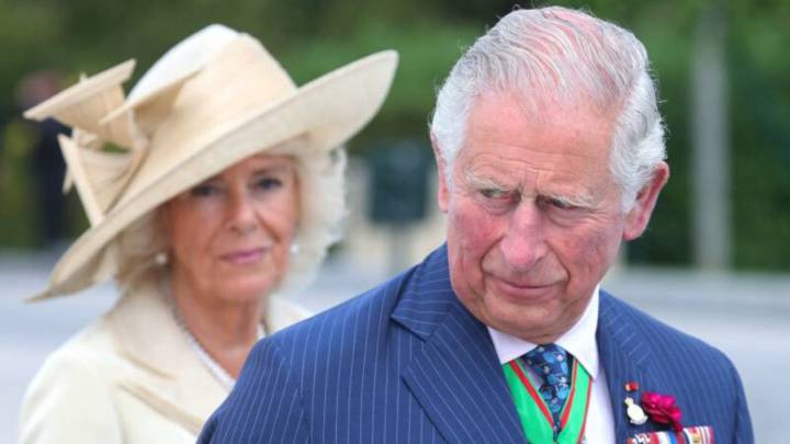 El príncipe Carlos de Inglaterra, positivo por coronavirus