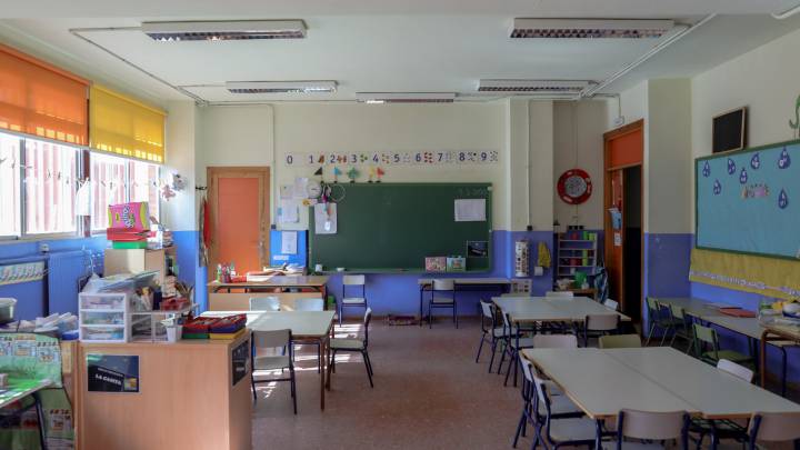 El Gobierno decidirá el 7 de abril sobre la vuelta a las aulas y no habrá clases en verano