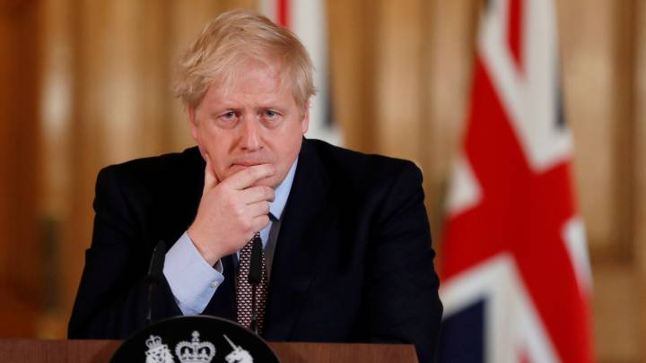 Boris Johnson continúa "estable", según el último parte médico