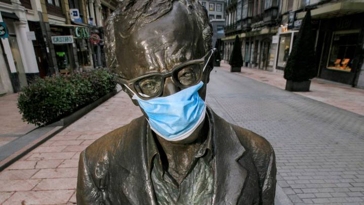 La Policía repartirá mascarillas en Madrid de 06:00 a 09:00