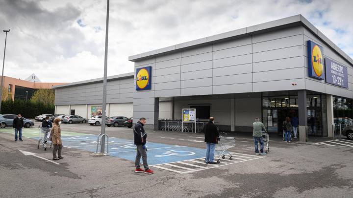 Horarios de los supermercados del 13 al 19 de abril: Mercadona, Carrefour, Lidl...