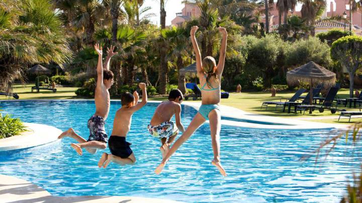 Coronavirus: Madrid abrirá las piscinas, si el Gobierno lo permite, con medidas de seguridad