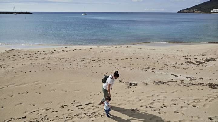 Las playas de Ibiza pueden tener el secreto del coronavirus
