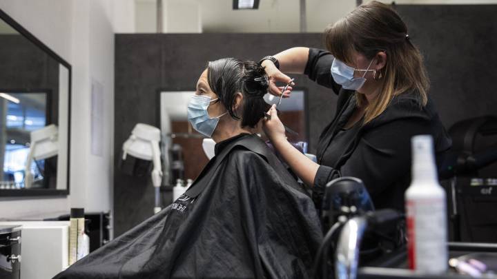Coronavirus: ?Cundo podrn volver a abrir las peluqueras?