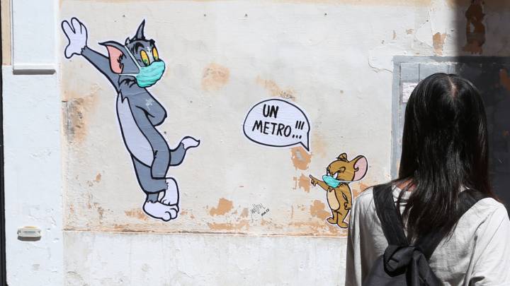 Mural de Tom y Jerry creado por el artista italiano Mauro Pallotta 'Maupal' en una pared en Borgo Pio (Roma), a pocos metros de la Plaza de San Pedro y la Ciudad del Vaticano.