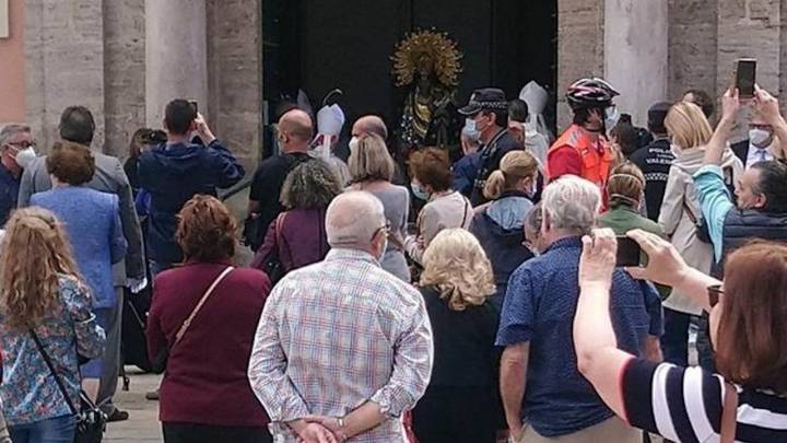 La Basílica de Valencia, abierta en pleno confinamiento