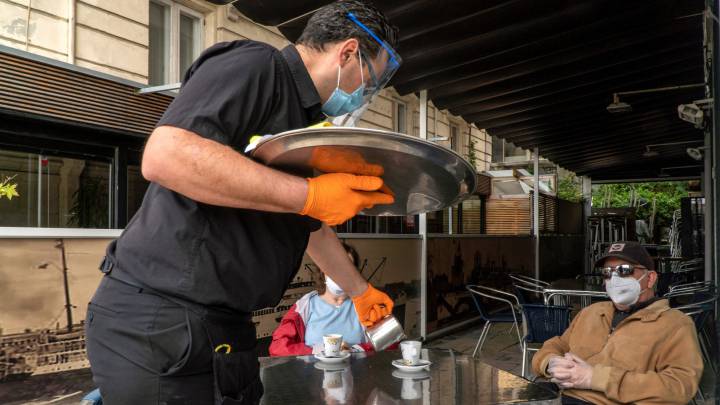 Fase 1: ?hay horarios para ir a un bar, a un restaurante o a la casa de un familiar?