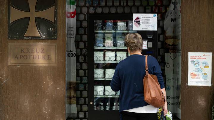 Vending: una máquina expendedora de mascarillas en Viena 