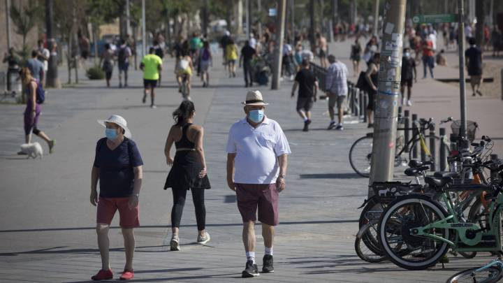 Spain will have "practically zero" cases in a few weeks, says expert