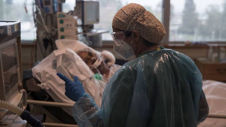 La OMS aconseja contabilizar como muertes por coronavirus
a los casos sospechosos