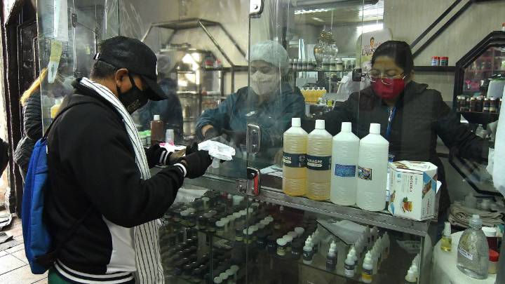 El gobierno de Bolivia da luz verde al uso de una de las falsas curas contra el coronavirus