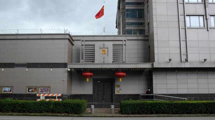 Estados Unidos da 72 horas a China para desalojar su consulado en Houston