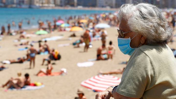 España negocia con el Reino Unido excluir a Baleares y Canarias de la cuarentena