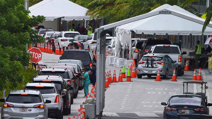 Restricción vehicular: qué placas circulan hoy 29 de julio, en semáforo verde, amarillo y rojo