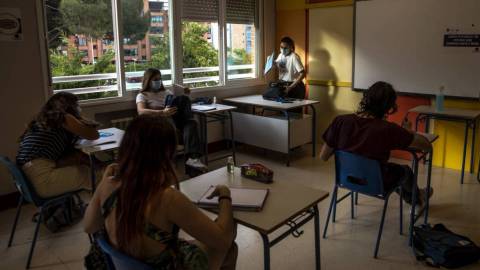 Antonio Figueras critica al Gobierno