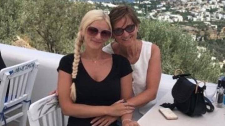 Una familia británica lucha por poder repatriar con vida a su madre, atrapada en un hospital turco