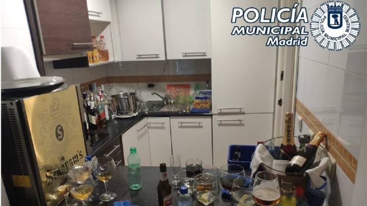 La Policía interviene en un club nocturno clandestino de Madrid con 75 personas sin mascarilla