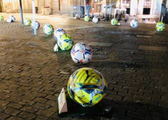 El Ayuntamiento de Madrid retira los “balones bolardo” por las patadas de los caminantes