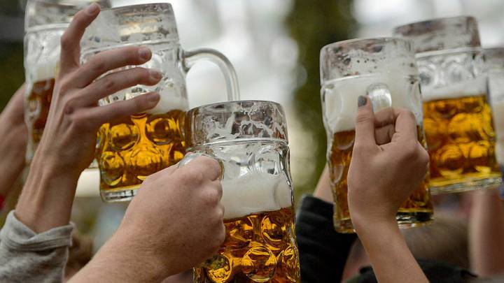 Muere un niño de 11 años en una competición de bebedores de cerveza
