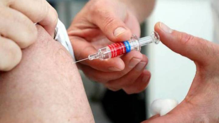 Vacunarse contra la gripe, la recomendación de la OMS para la población este otoño