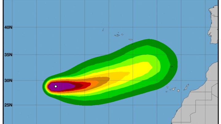 Theta, la tormenta tropical huracanada que se acerca a España: así nos afectará