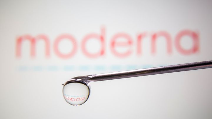 Las cuatro diferencias entre la vacuna de Pfizer y la de Moderna