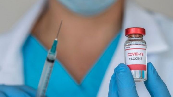 Los expertos confían en la vacuna: "Es factible que se pueda alcanzar la inmunidad de grupo"