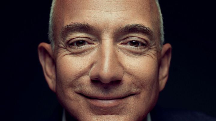 Esto es lo que cobra por segundo el dueño de Amazon, Jeff Bezos, el hombre más rico del mundo