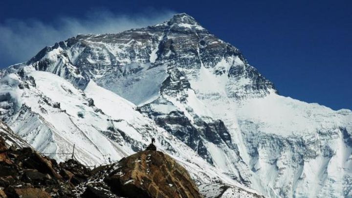 El Everest tendrá una nueva altura a partir de mañana