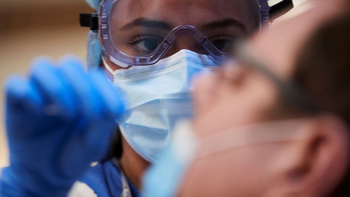 Período ventana de la COVID-19: qué es y cuánto varía en función del tipo de test