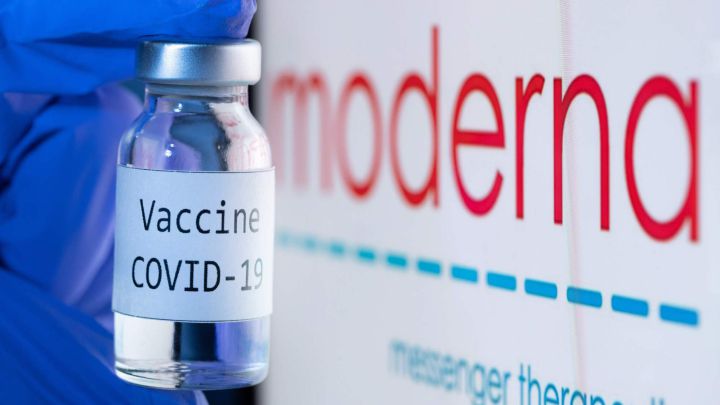Voluntarios de los ensayos de la vacuna de Moderna desarrollan efectos secundarios raros