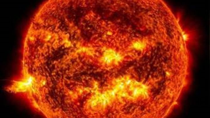 El misterio sobre el calor extremo de la corona del Sol podría estar resuelto