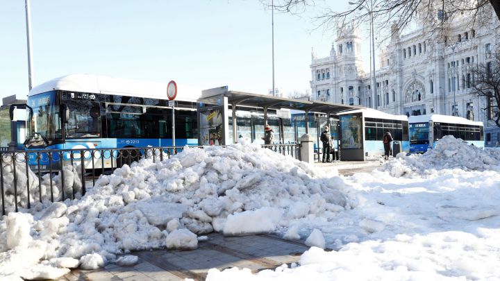 Temporal Filomena: cómo quitar la nieve y el hielo de terrazas y tejados