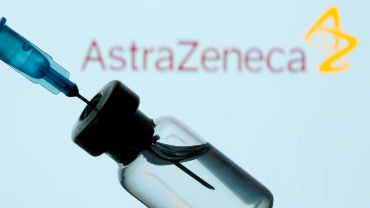 Vacuna AstraZeneca solicitud licencia