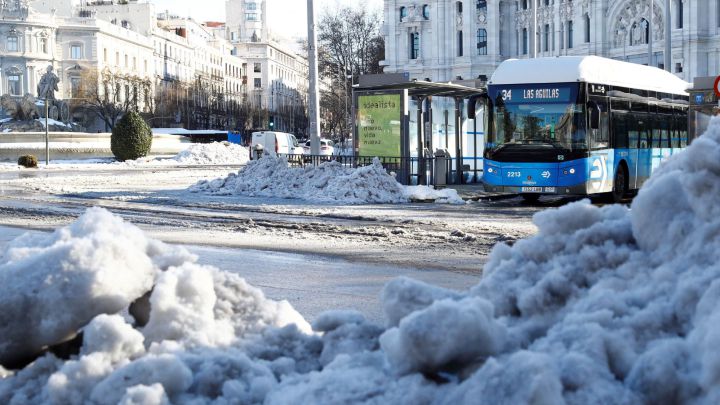 Temporal de nieve Filomena y ola de frío, en directo hoy: estado de las carreteras, Barajas y transporte público