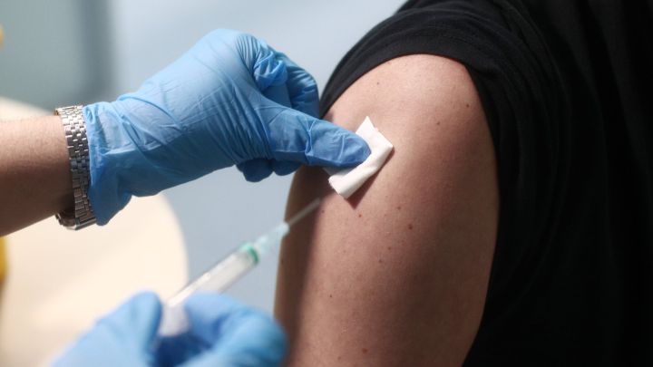 Vacuna del coronavirus: ¿cómo puede afectar a los pacientes con esclerosis múltiple?