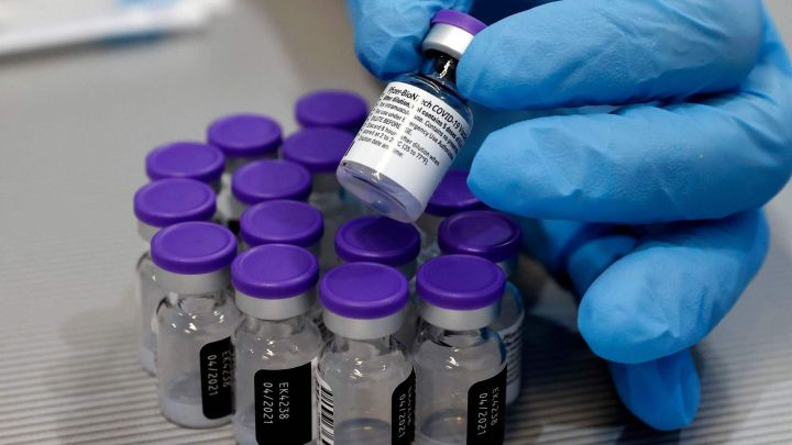 Pfizer vacuna dosis efectividad coronavirus Israel