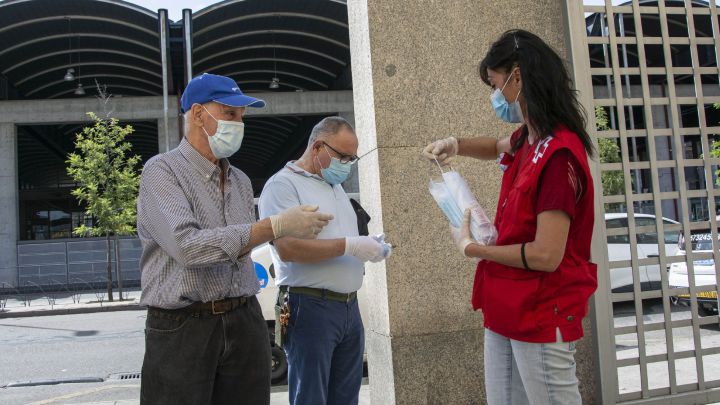 Nuevo reparto de mascarillas gratuitas FFP2 en Madrid: cuándo y quién puede pedirlas
