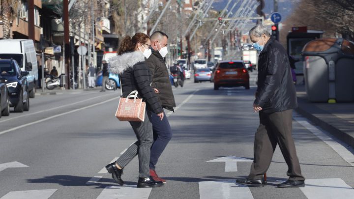 El epidemiólogo que predijo la pandemia avisa de la llegada de un "huracán COVID"