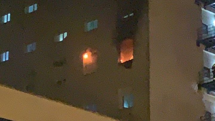 Un paciente provoca un incendio en la planta de un hospital de Cádiz