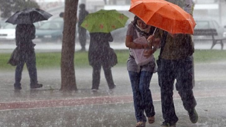 El tiempo: la semana empieza con lluvias y más frío en la mitad este de España